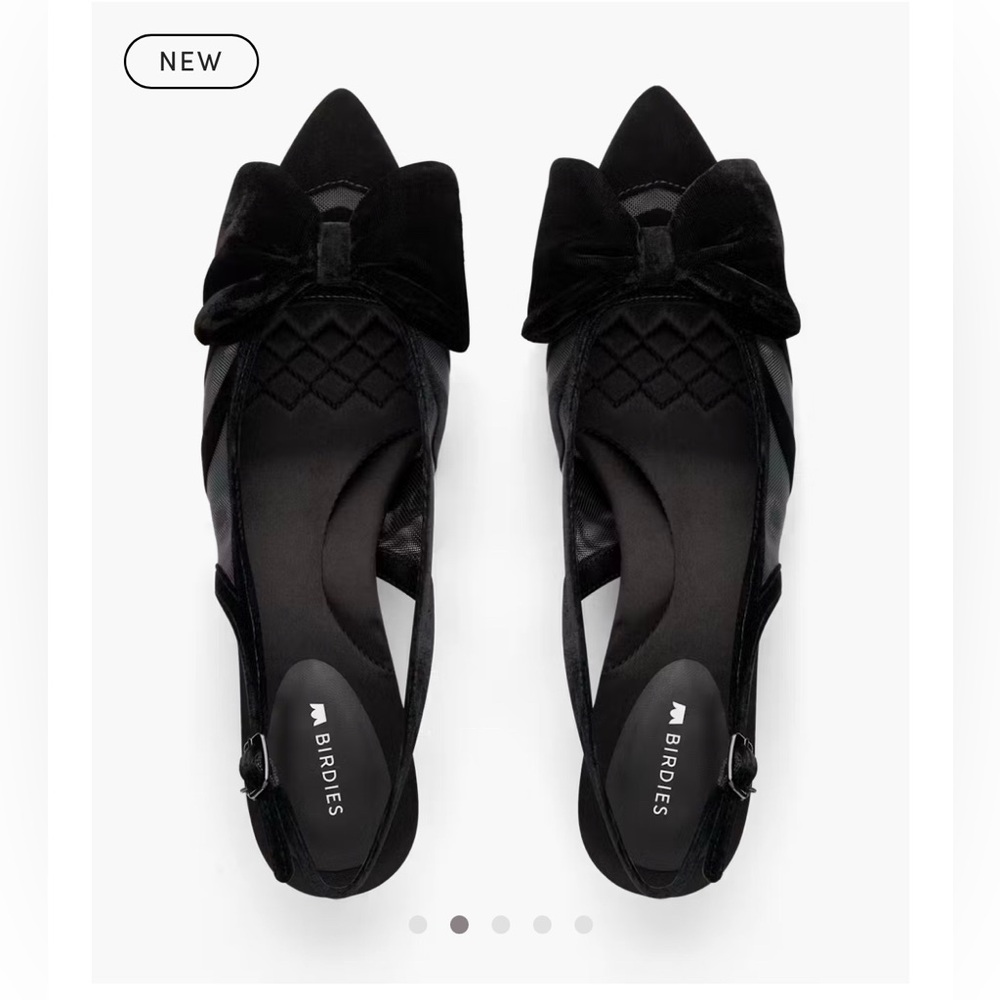 NEW in Box Birdies Goldfinch Kitten Heel size 9